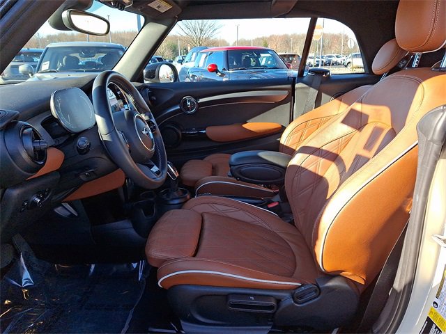 Certified 2023 MINI Cooper S w/ Signature Upholstery Package image 13