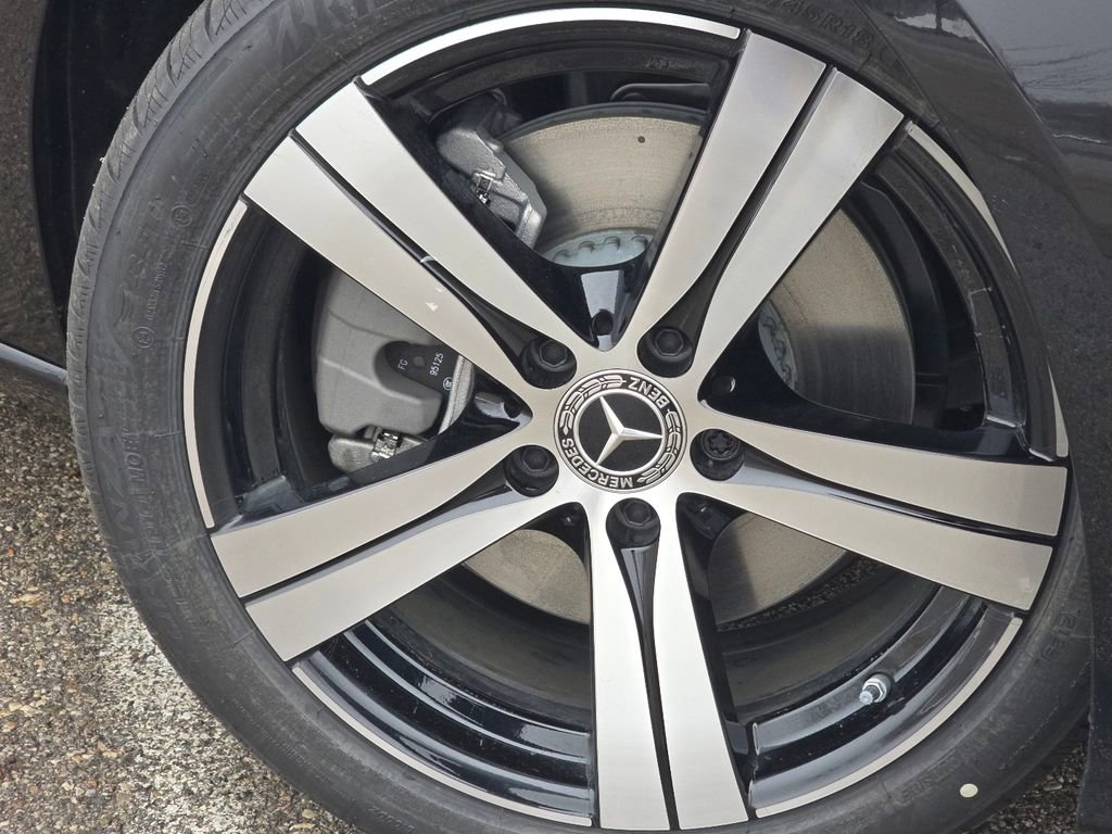 New 2026 Mercedes-Benz C 300 4MATIC Sedan image 11