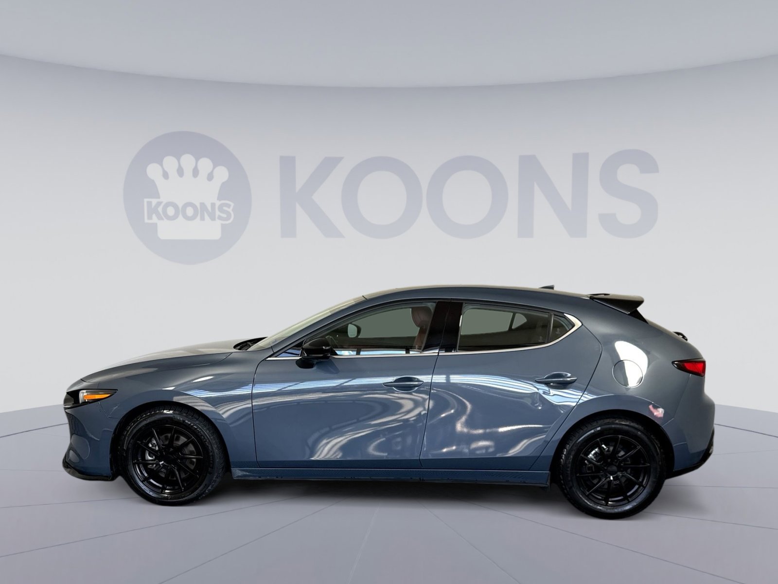 Used 2022 MAZDA MAZDA3 s AWD/4WD image 2