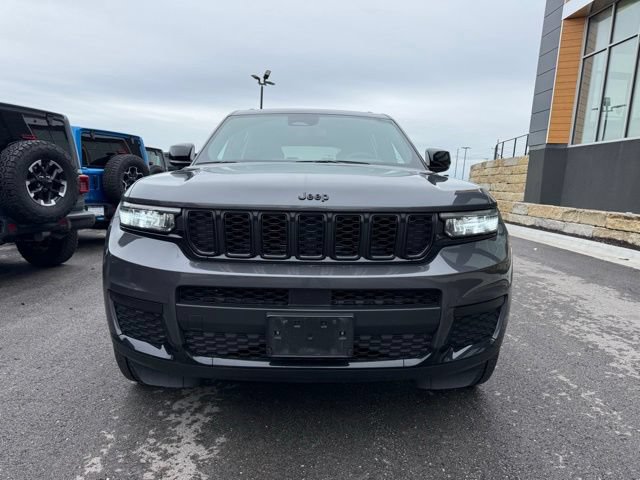 Used 2023 Jeep Grand Cherokee L Laredo AWD/4WD image 8