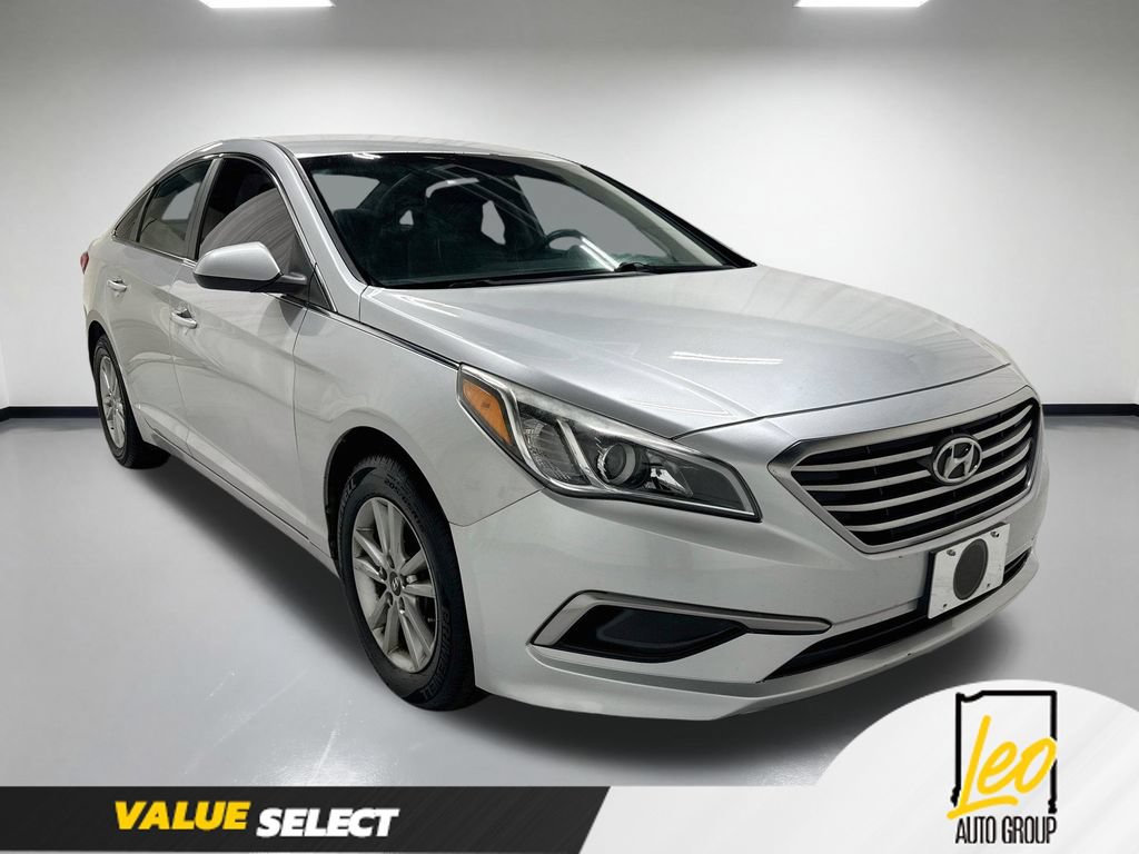 Used 2017 Hyundai Sonata SE FWD image 5