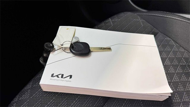 Used 2022 Kia Rio LX image 22