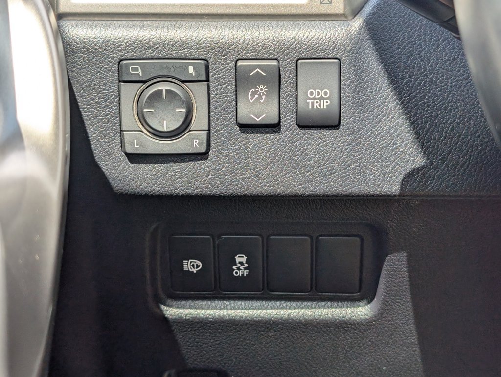 Used 2019 Lexus GX 460 Premium AWD/4WD image 32