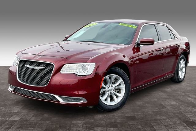Used 2023 Chrysler 300 Touring image 1