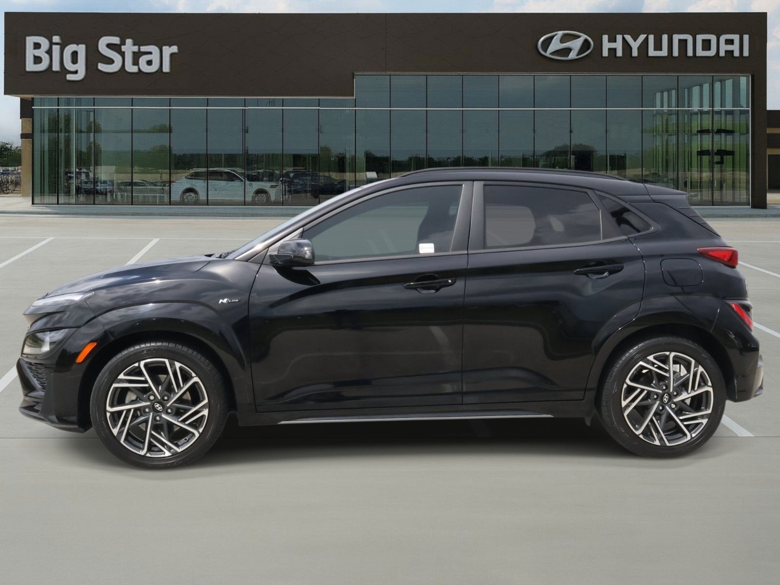 Used 2023 Hyundai Kona N Line w/ Cargo Package FWD image 2