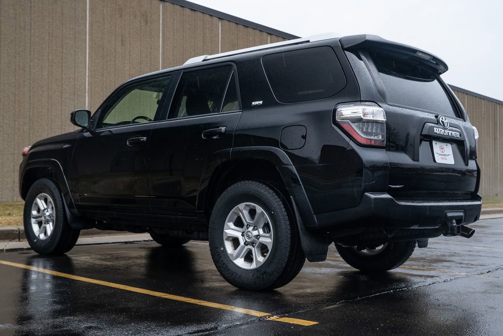 Used 2018 Toyota 4Runner SR5 image 5