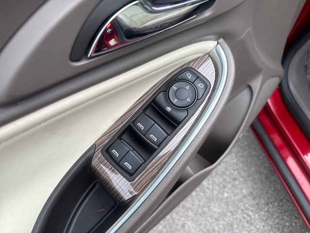 Used 2023 Chevrolet Malibu LT FWD image 10