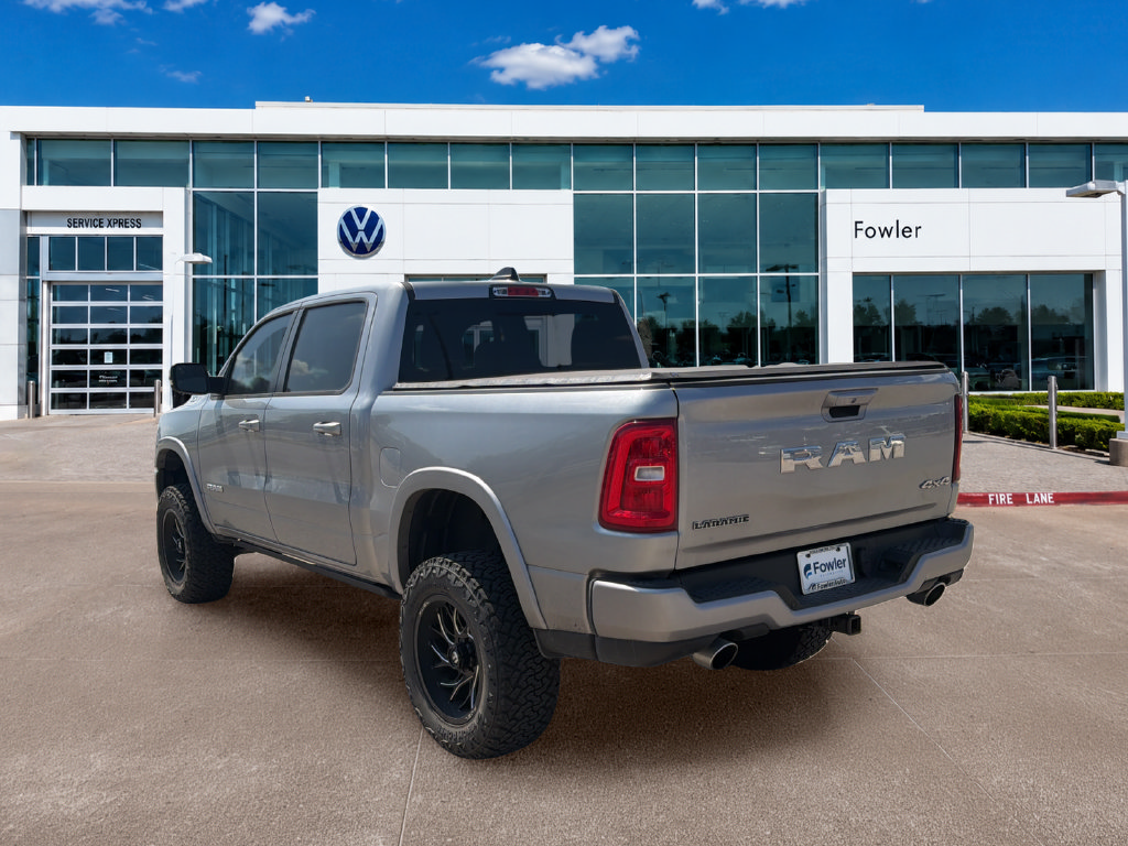 Used 2025 RAM 1500 Laramie w/ Laramie Southwest Edition AWD/4WD image 7