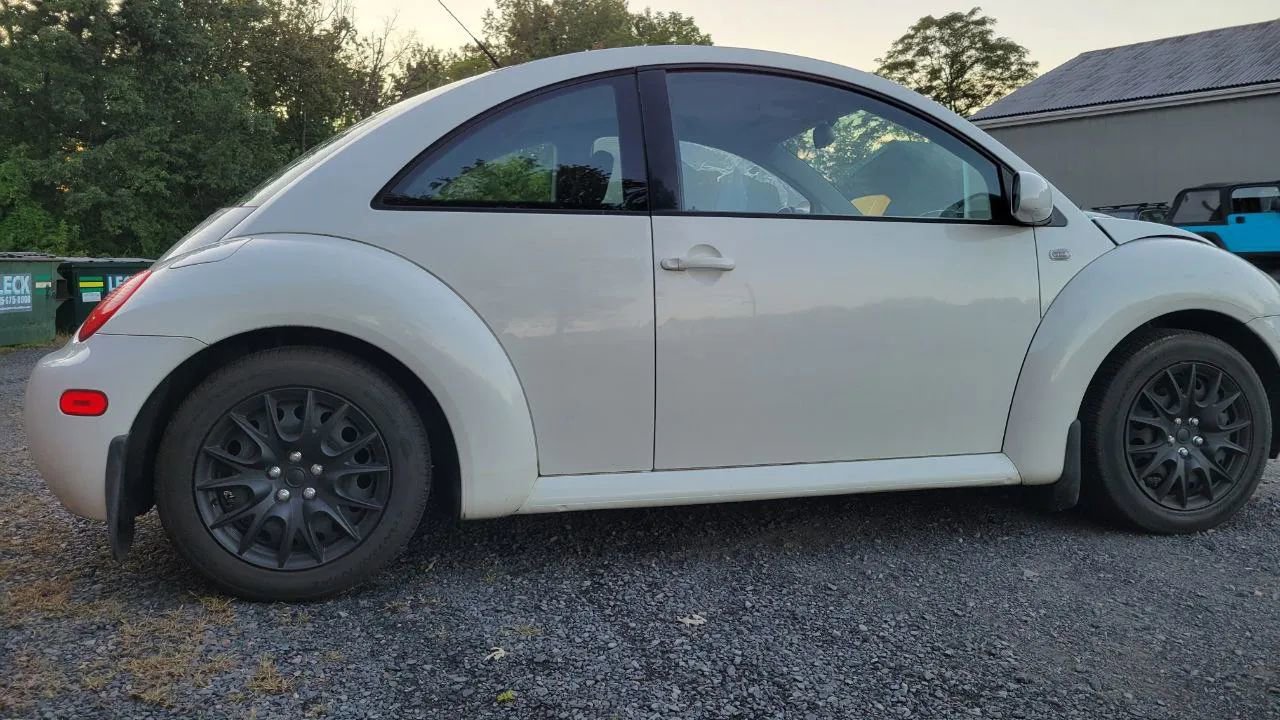 Used 2001 Volkswagen Beetle GLS image 4