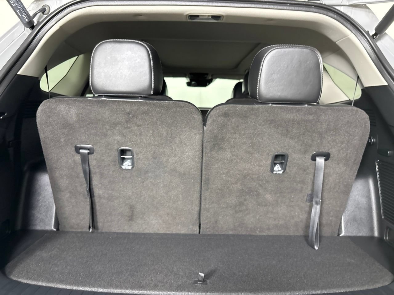 Used 2025 Kia Sorento EX w/ Panoramic Sunroof Package FWD image 27