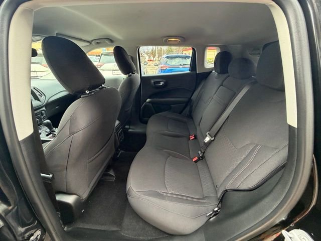 Used 2019 Jeep Compass Sport w/ Cold Weather Group AWD/4WD image 15