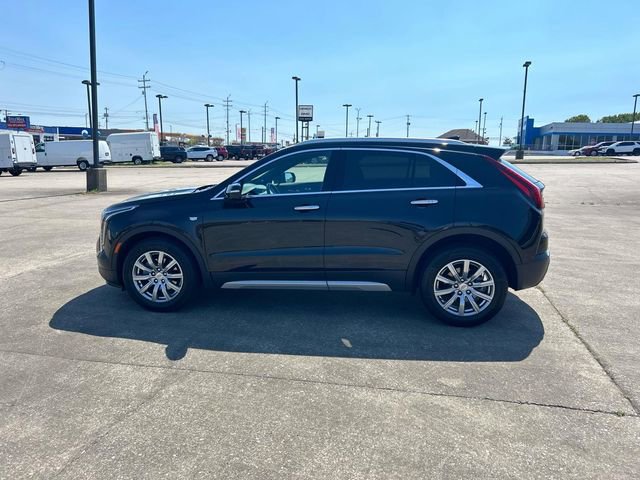 Used 2023 Cadillac XT4 Premium Luxury w/ Technology Package FWD image 7