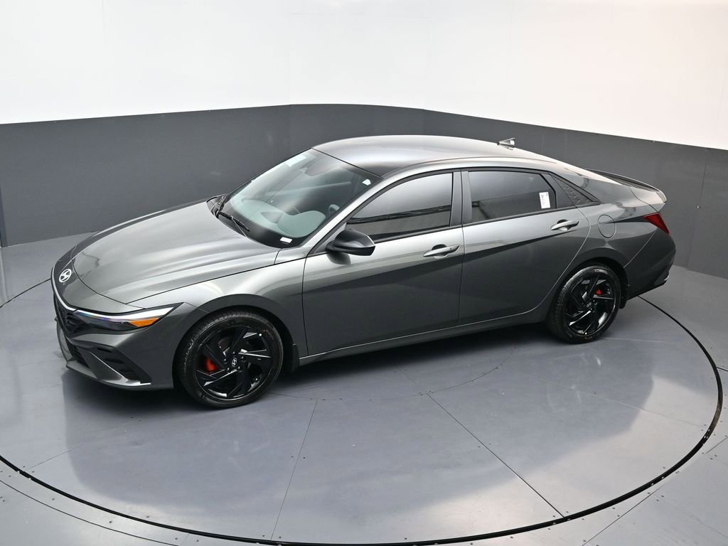 New 2026 Hyundai Elantra Sport FWD image 23