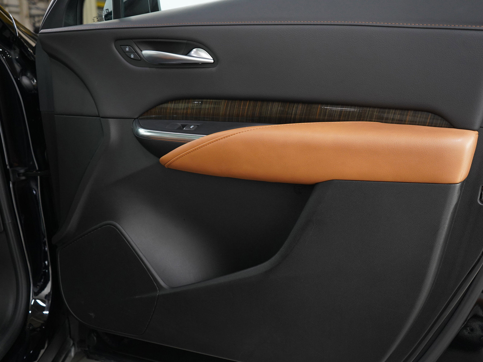 Used 2023 Cadillac XT4 Sport image 10