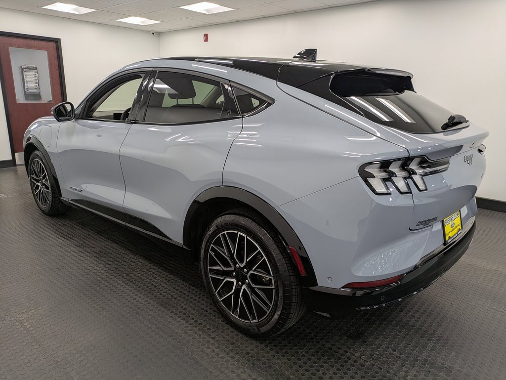 Used 2024 Ford Mustang Mach-E Premium image 6