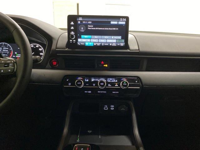Used 2025 Honda Pilot EX-L image 14