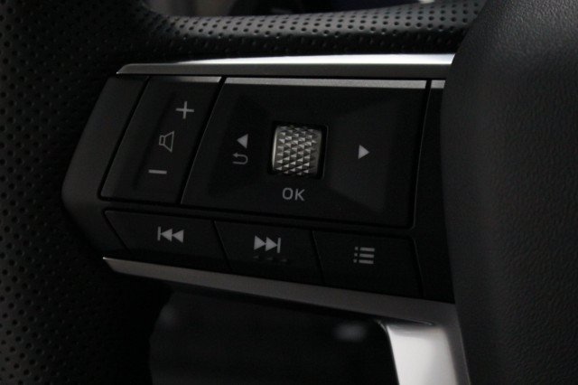 New 2026 Mitsubishi Outlander SE FWD image 9