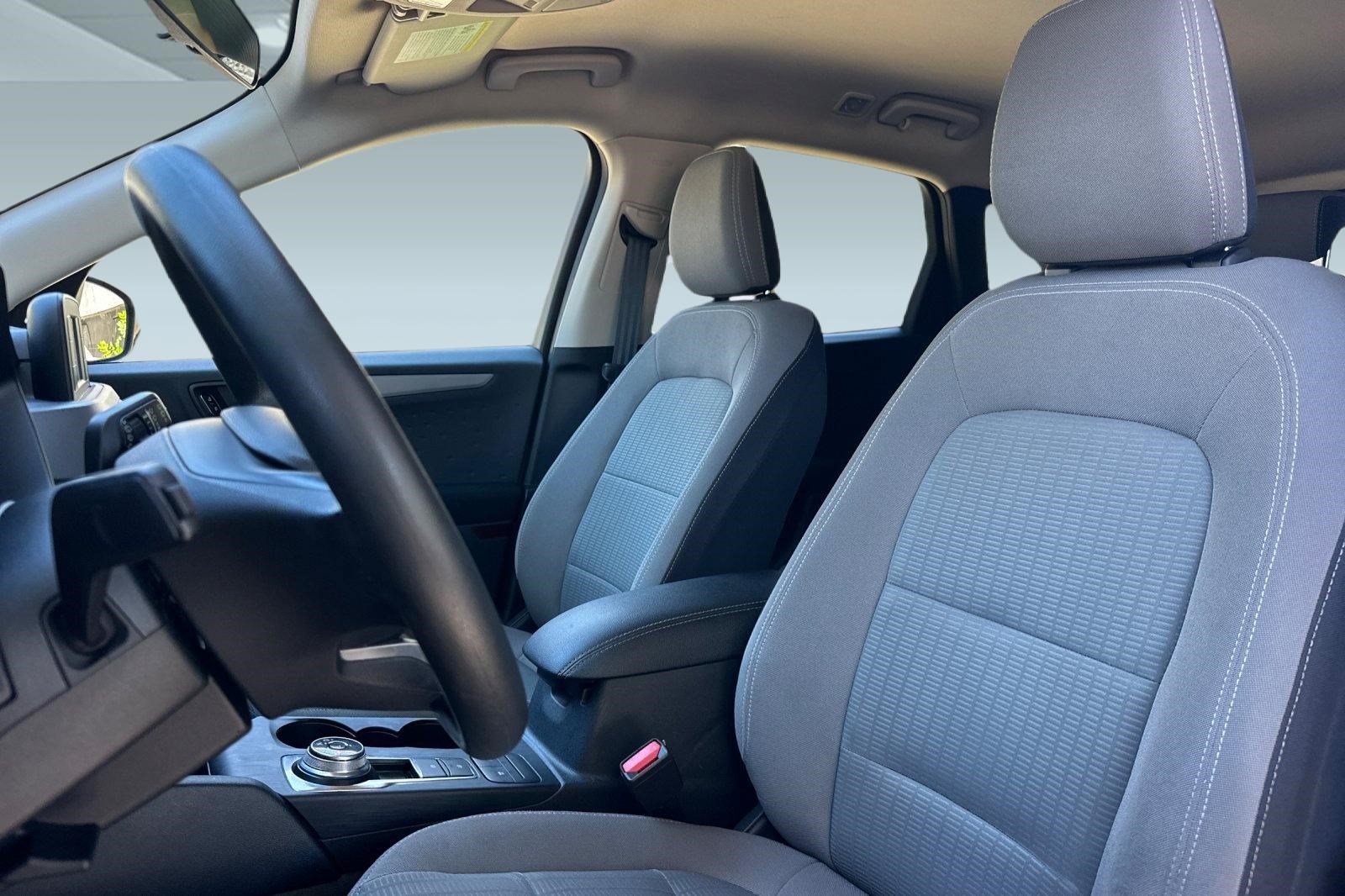 Used 2020 Ford Escape S FWD image 5