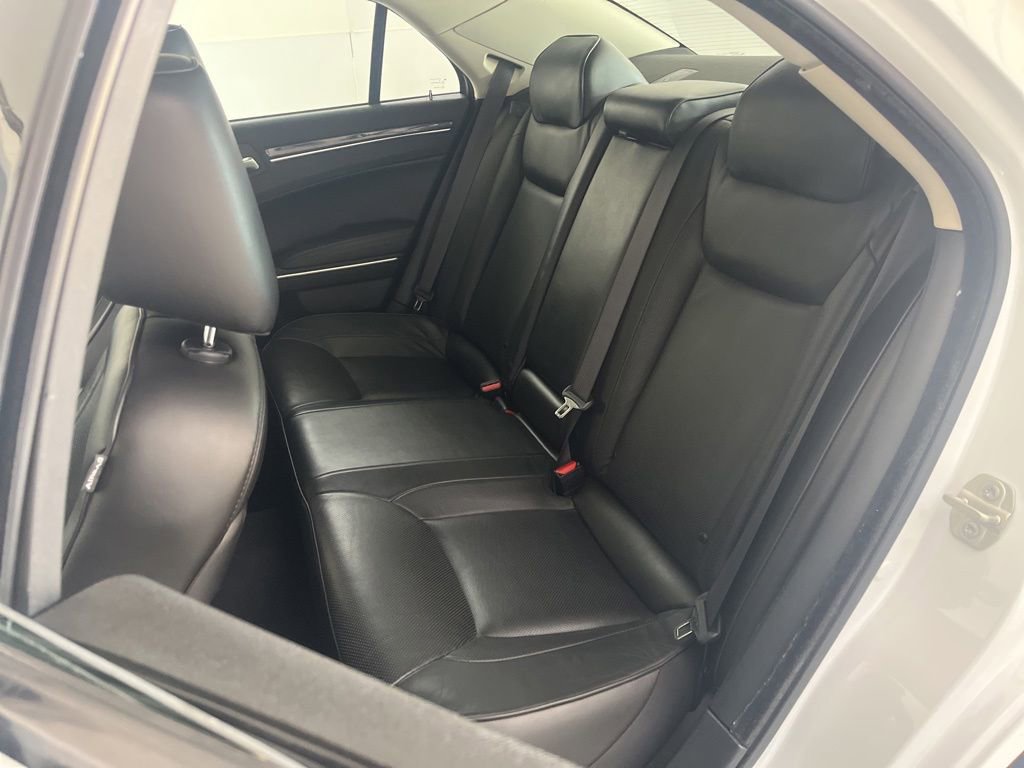 Used 2023 Chrysler 300 Touring L w/ Comfort Group AWD/4WD image 18