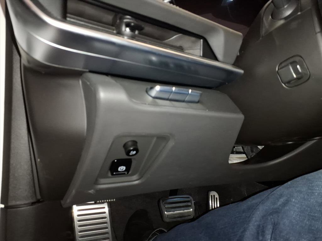 New 2026 Chevrolet Corvette Stingray Premium Conv w/ Z51 Performance Package image 15