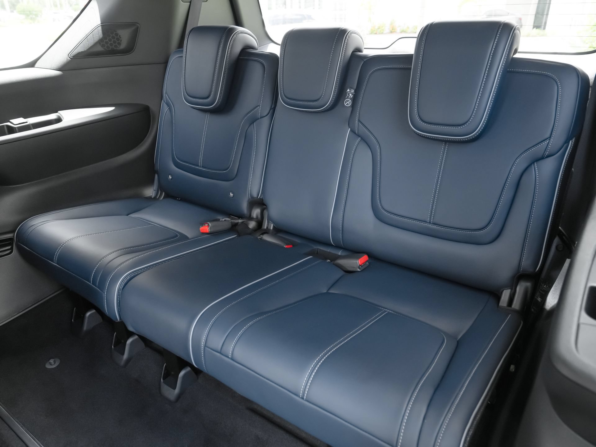 Certified 2026 INFINITI QX80 4WD w/ Sport Exterior Package image 43
