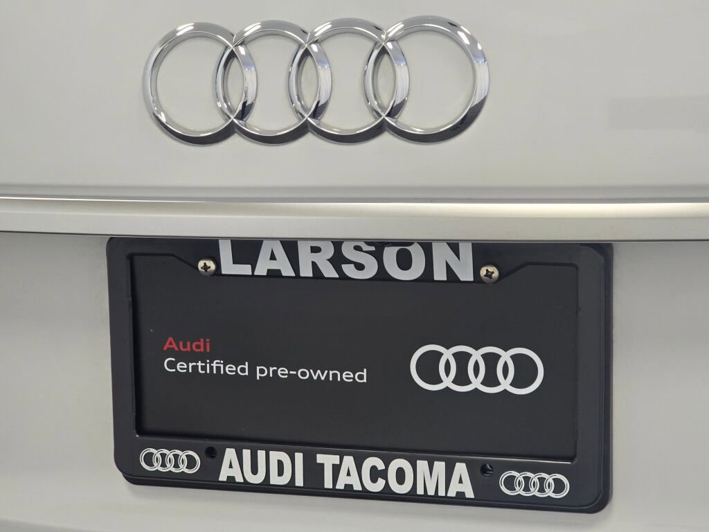 Certified 2025 Audi Q5 2.0T Premium Plus image 32