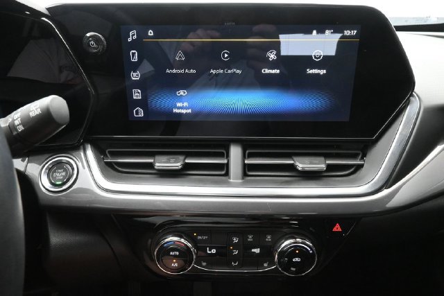 Used 2026 Chevrolet Trax ACTIV w/ Driver Confidence Package FWD image 41
