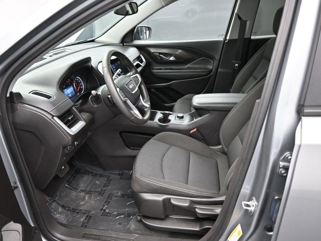 Certified 2024 GMC Terrain SLE image 9