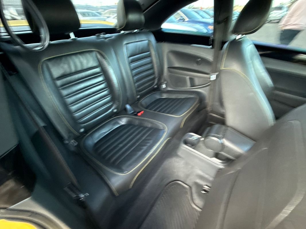 Used 2014 Volkswagen Beetle GSR image 16