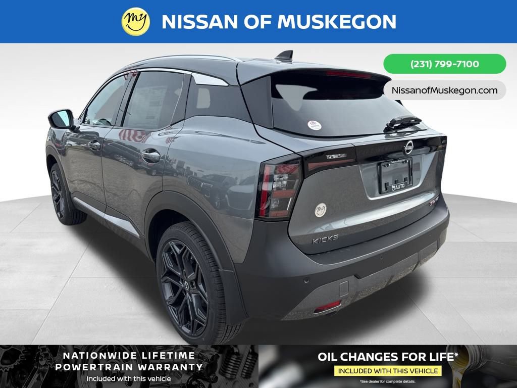 New 2026 Nissan Kicks SR w/ SR Premium Package image 5