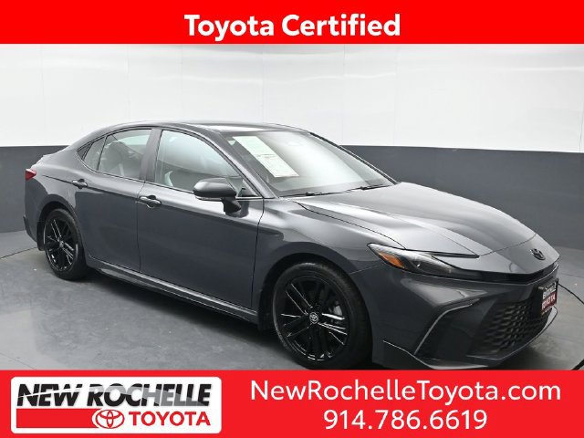 Certified 2026 Toyota Camry SE w/ Convenience Package FWD image 1
