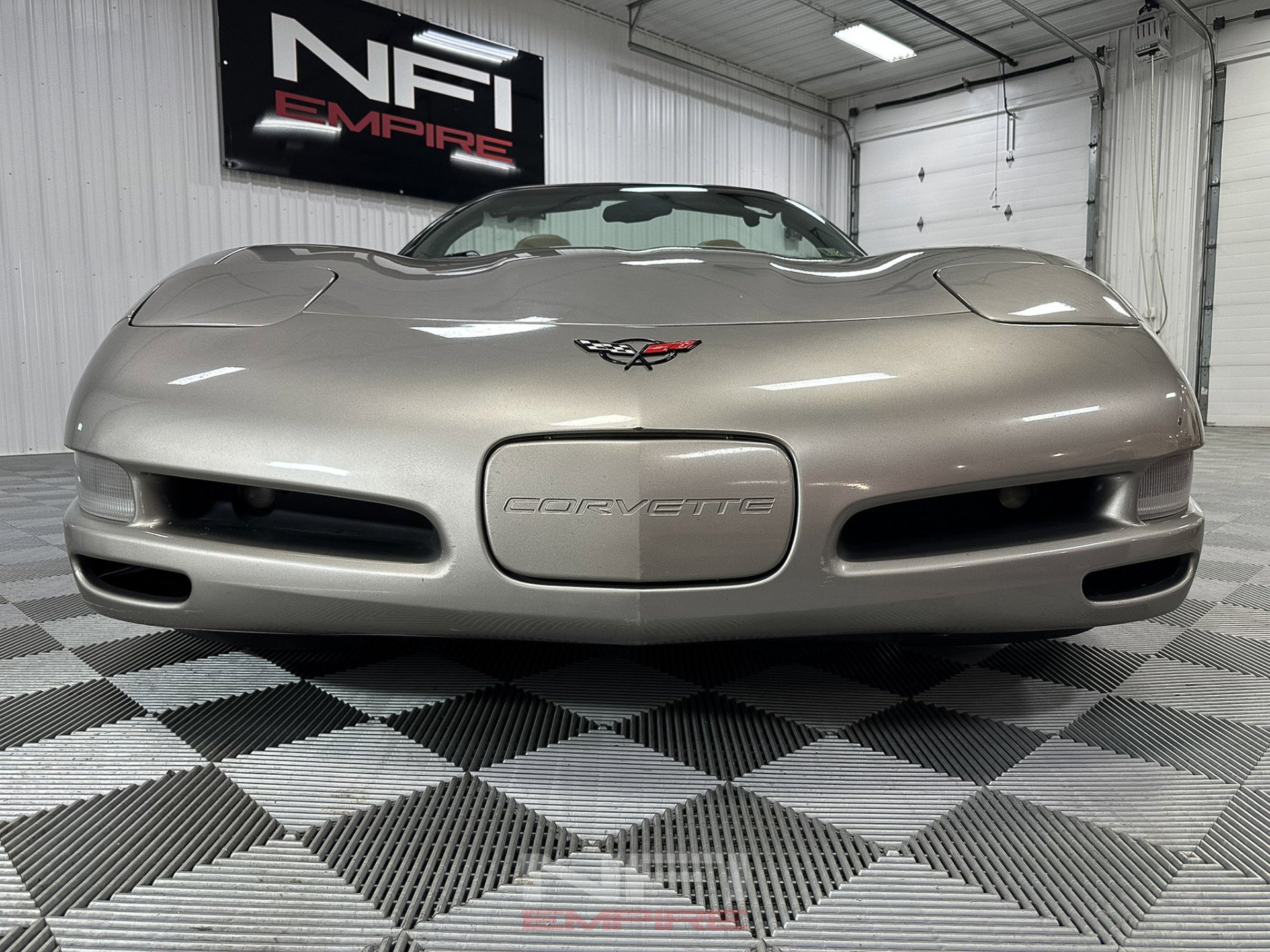 Used 2000 Chevrolet Corvette Convertible w/ Memory Pkg image 23