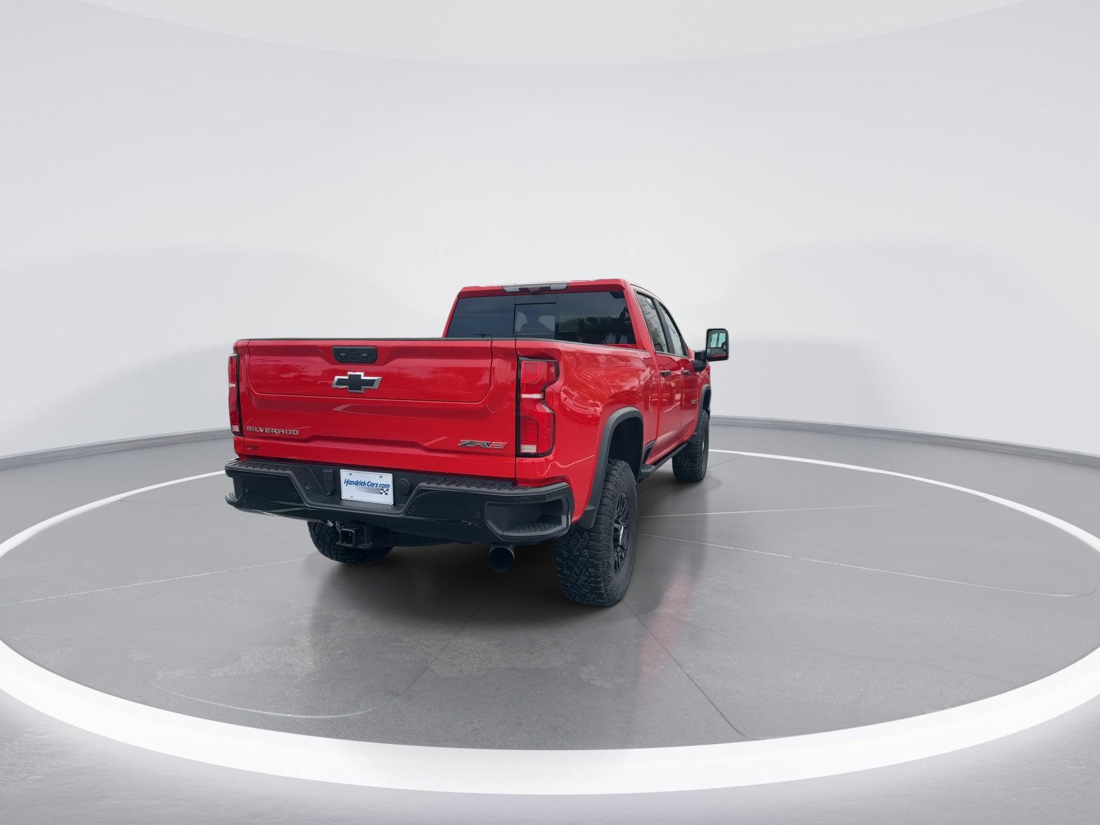 Used 2024 Chevrolet Silverado 2500 ZR2 w/ Technology Package AWD/4WD image 8