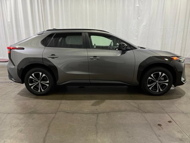 Certified 2023 Toyota bZ4X AWD w/ Weather Package image 3