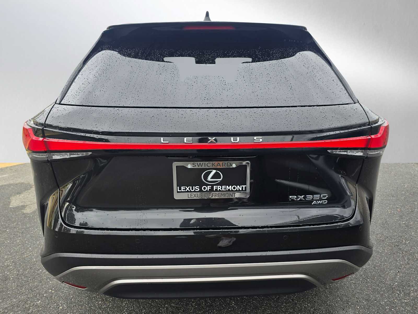 Used 2023 Lexus RX 350 Premium w/ Accessory Package AWD/4WD image 4