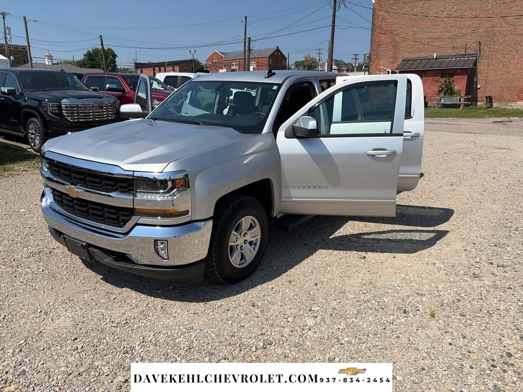 Used 2018 Chevrolet Silverado 1500 LT w/ All Star Edition AWD/4WD image 30