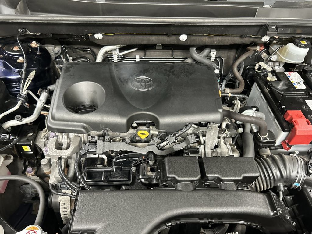 Used 2020 Toyota RAV4 XLE w/ Convenience Package AWD/4WD image 24