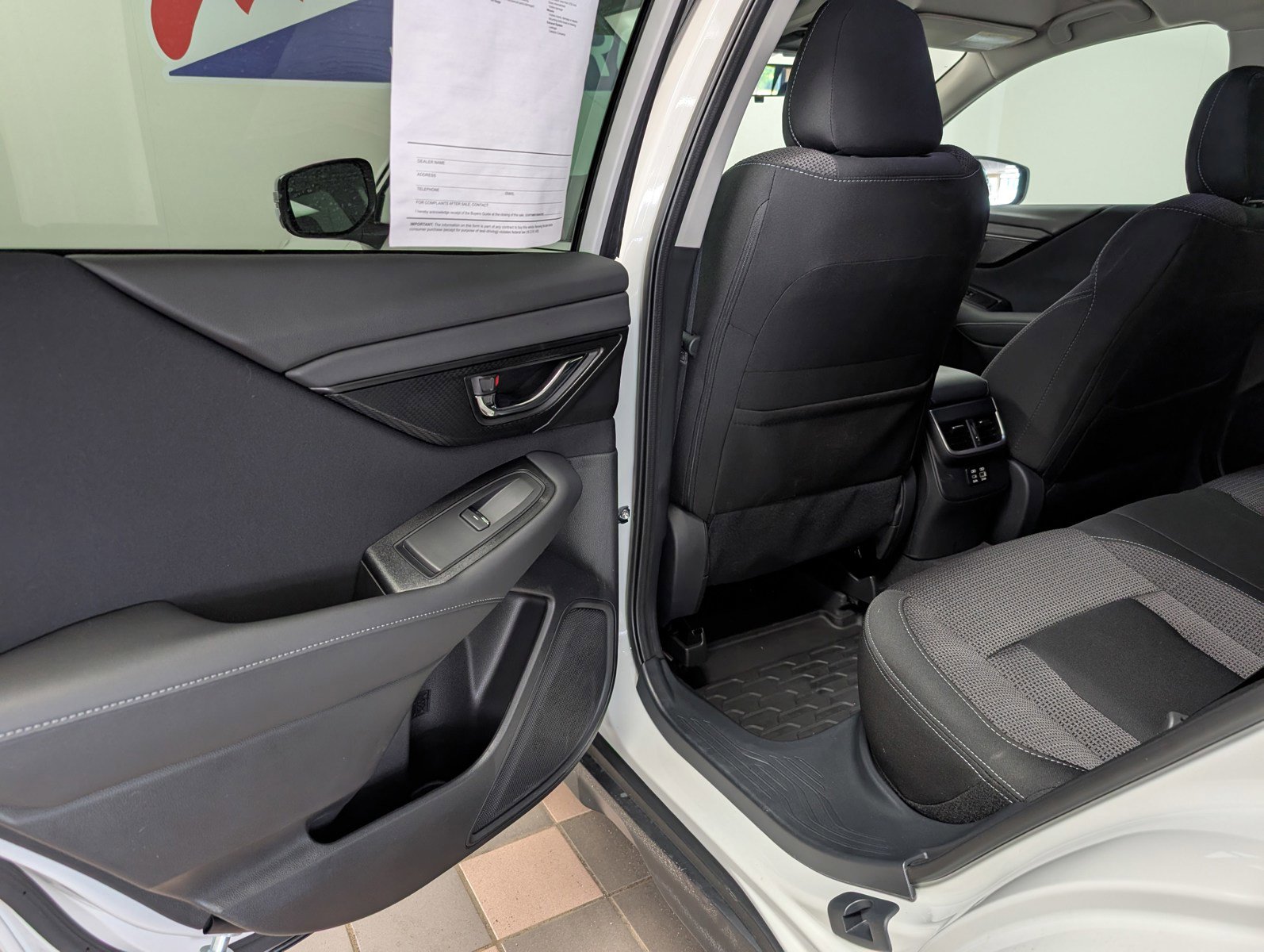 Used 2025 Subaru Outback Premium image 28