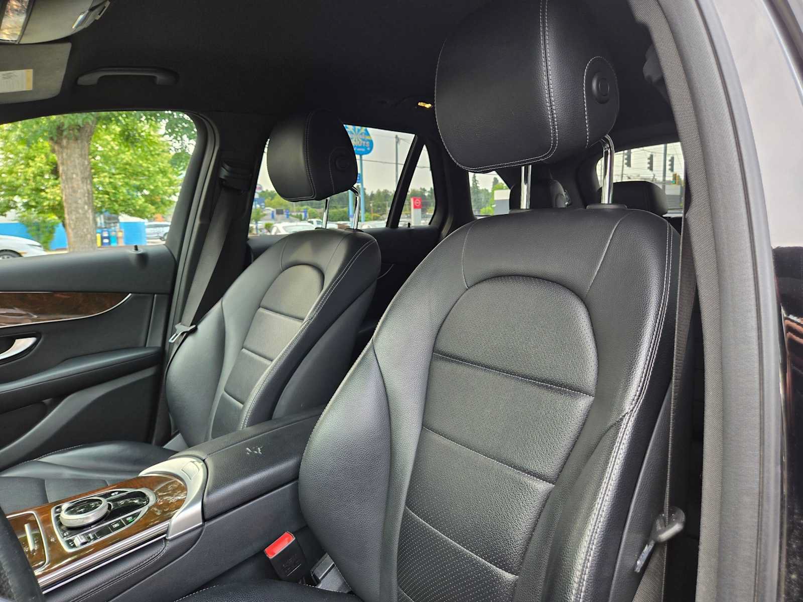 Used 2017 Mercedes-Benz GLC 300 image 21