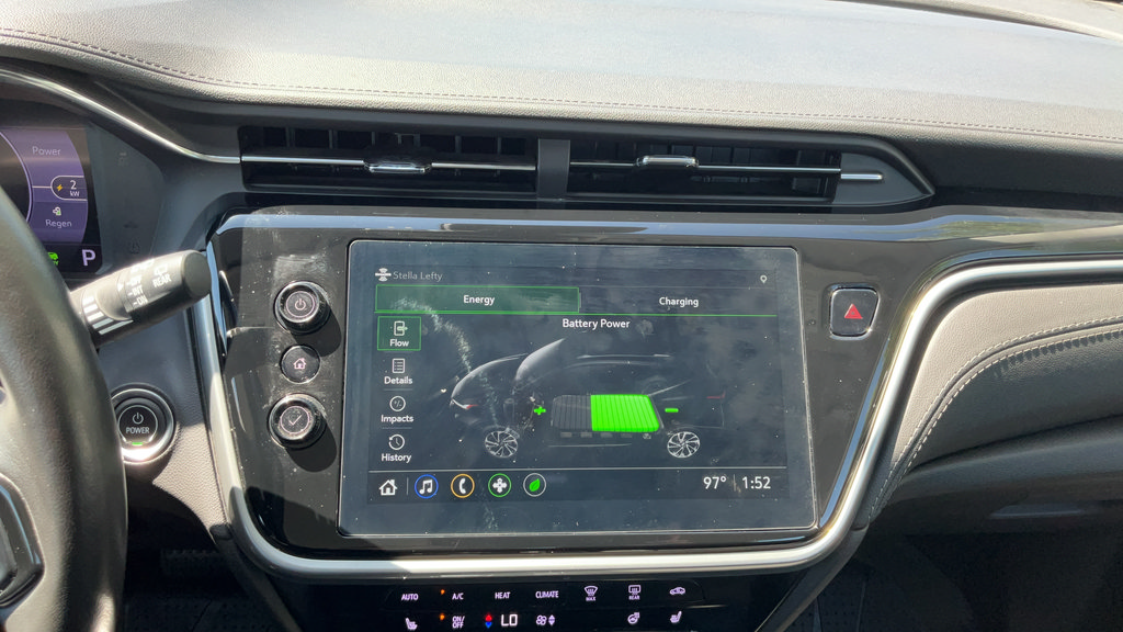 Certified 2023 Chevrolet Bolt EUV LT w/ Comfort Package FWD image 35