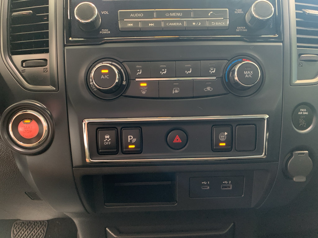 Used 2022 Nissan Titan SV RWD image 21