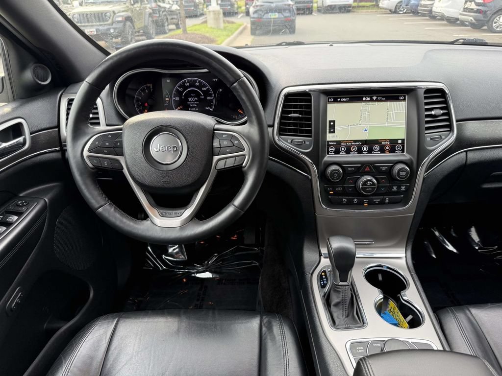Used 2018 Jeep Grand Cherokee Limited w/ Trailer Tow Group IV AWD/4WD image 18