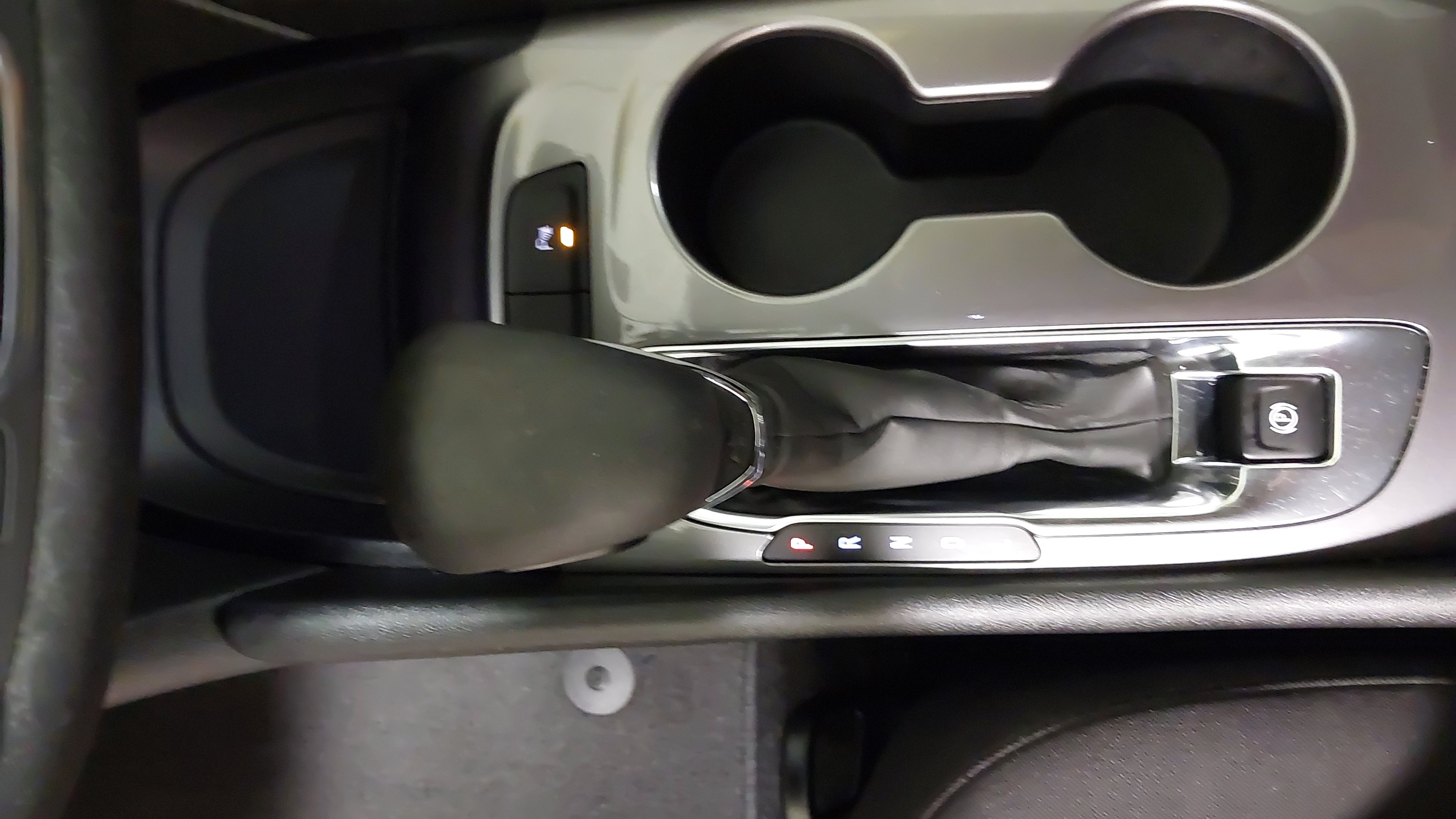 Used 2024 Chevrolet Malibu LS FWD image 21