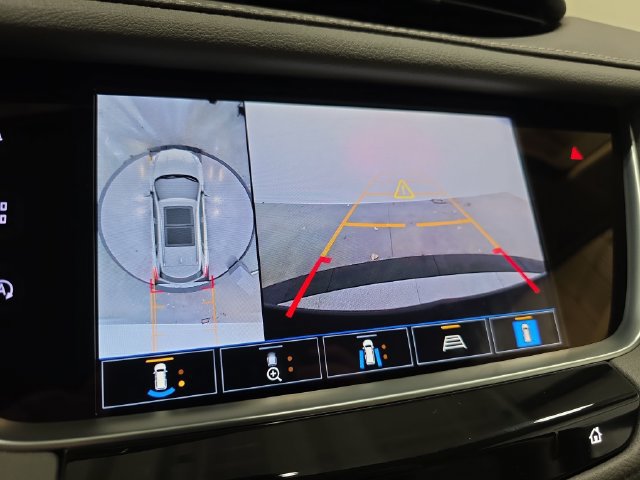 New 2026 Cadillac XT5 Premium Luxury w/ LPO, Floor Liner Package AWD/4WD image 19