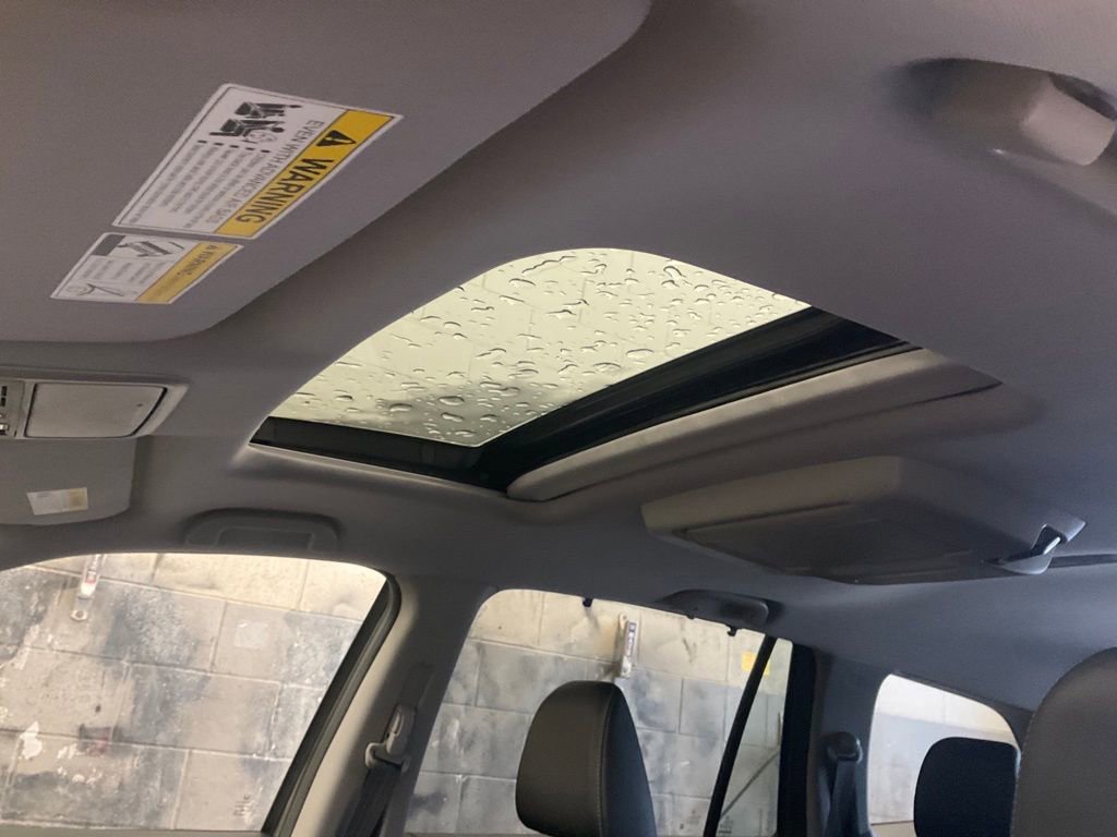 Used 2022 Honda Pilot Touring image 17