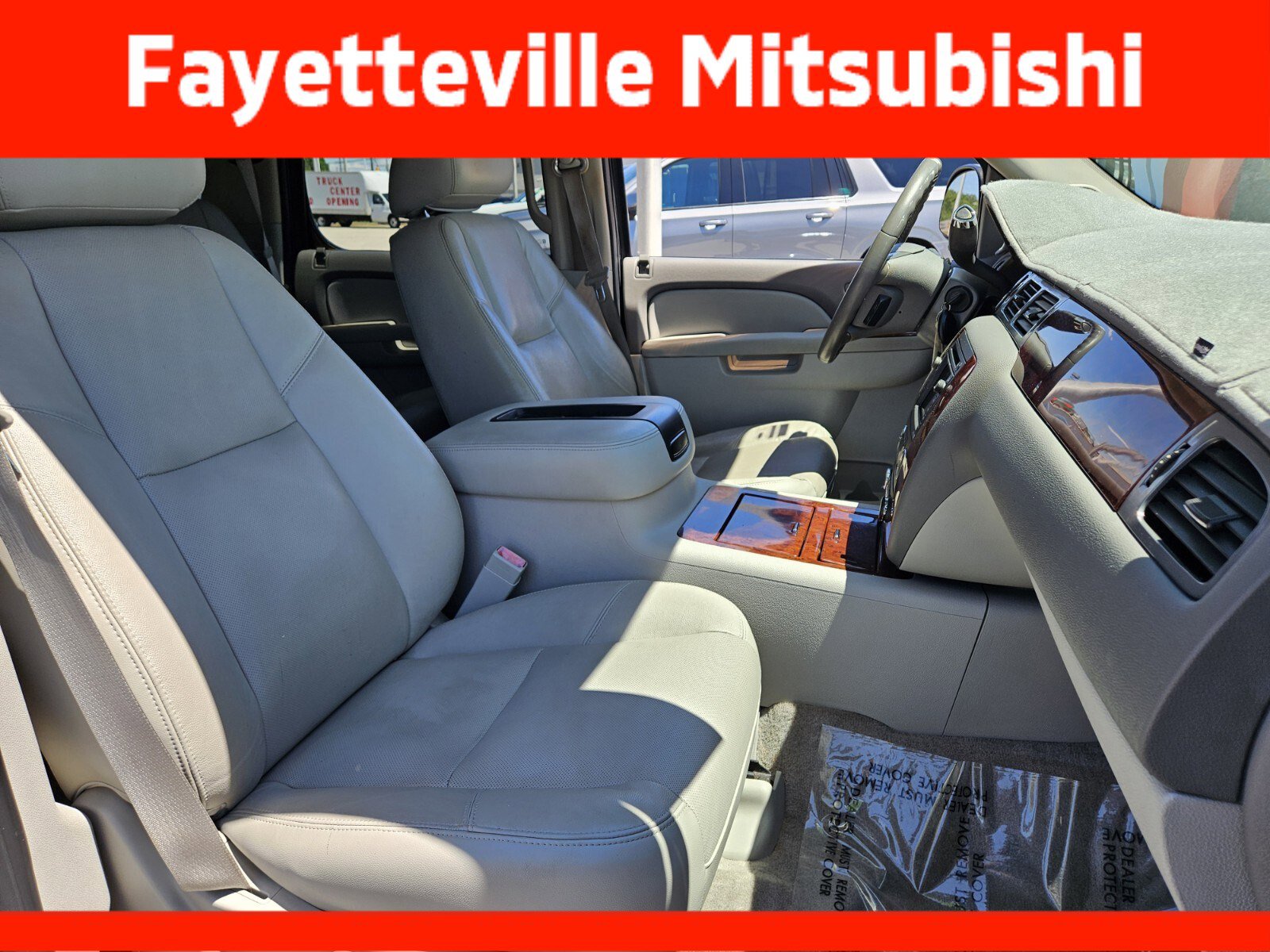 Used 2010 Chevrolet Tahoe LTZ AWD/4WD image 20