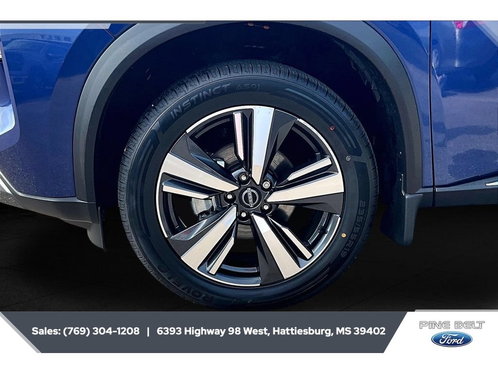 Used 2023 Nissan Rogue SL AWD/4WD image 7