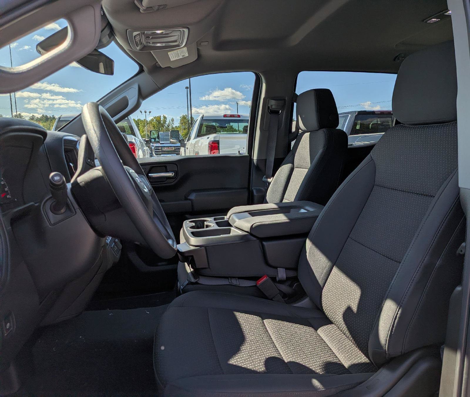 New 2026 GMC Sierra 1500 Pro w/ Graphite Edition AWD/4WD image 11