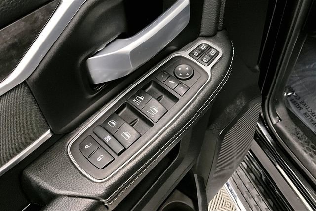 Used 2024 RAM 3500 Big Horn image 38