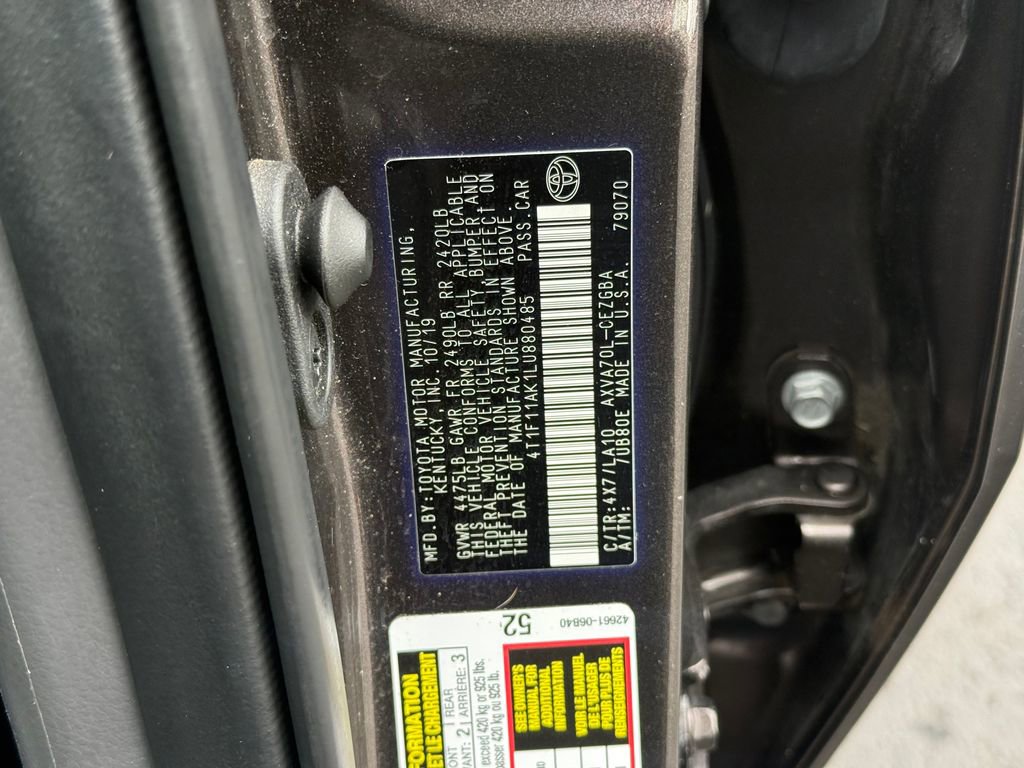 Used 2020 Toyota Camry XLE image 30